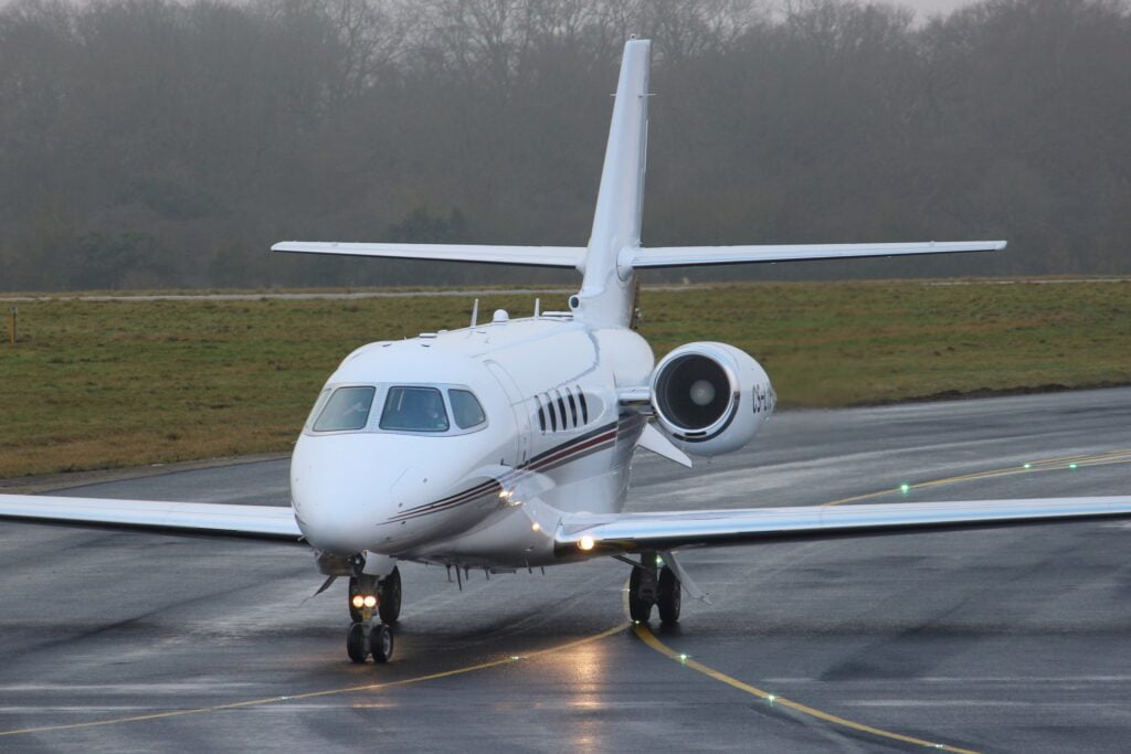 25596233508 B6a1852128 O