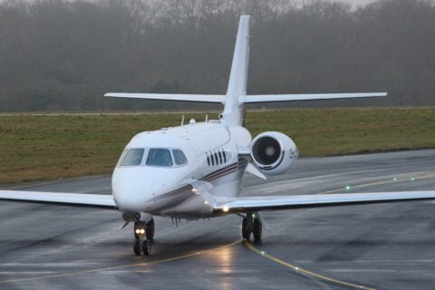 25596233508 B6a1852128 O