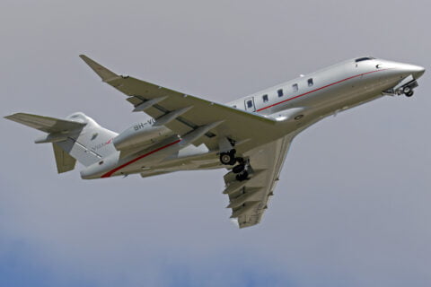 52782942642 B6e54a0b1b O